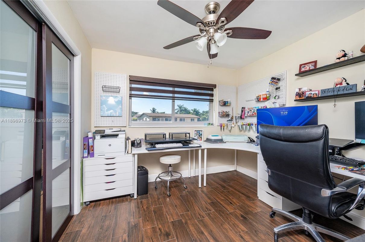 Home Office, Interior, Wood Texture Flooring
