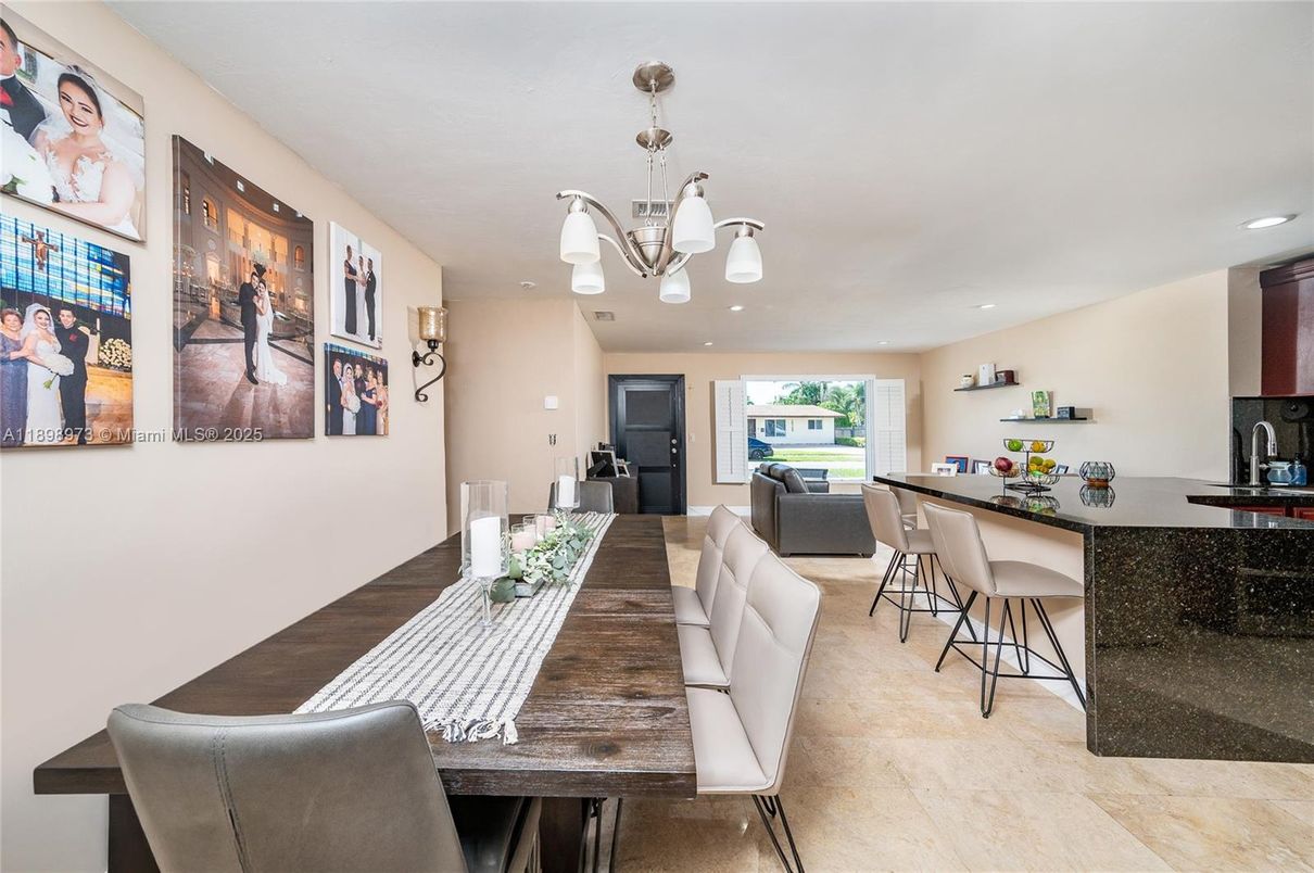 Chandelier, Dining room, Interior, Recessed Lighting