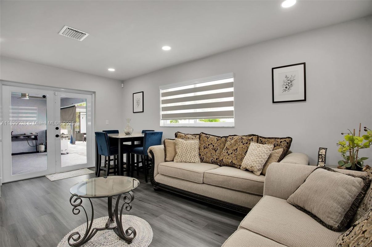 Dining room, Interior, Living room, Recessed Lighting, Wood Texture Flooring