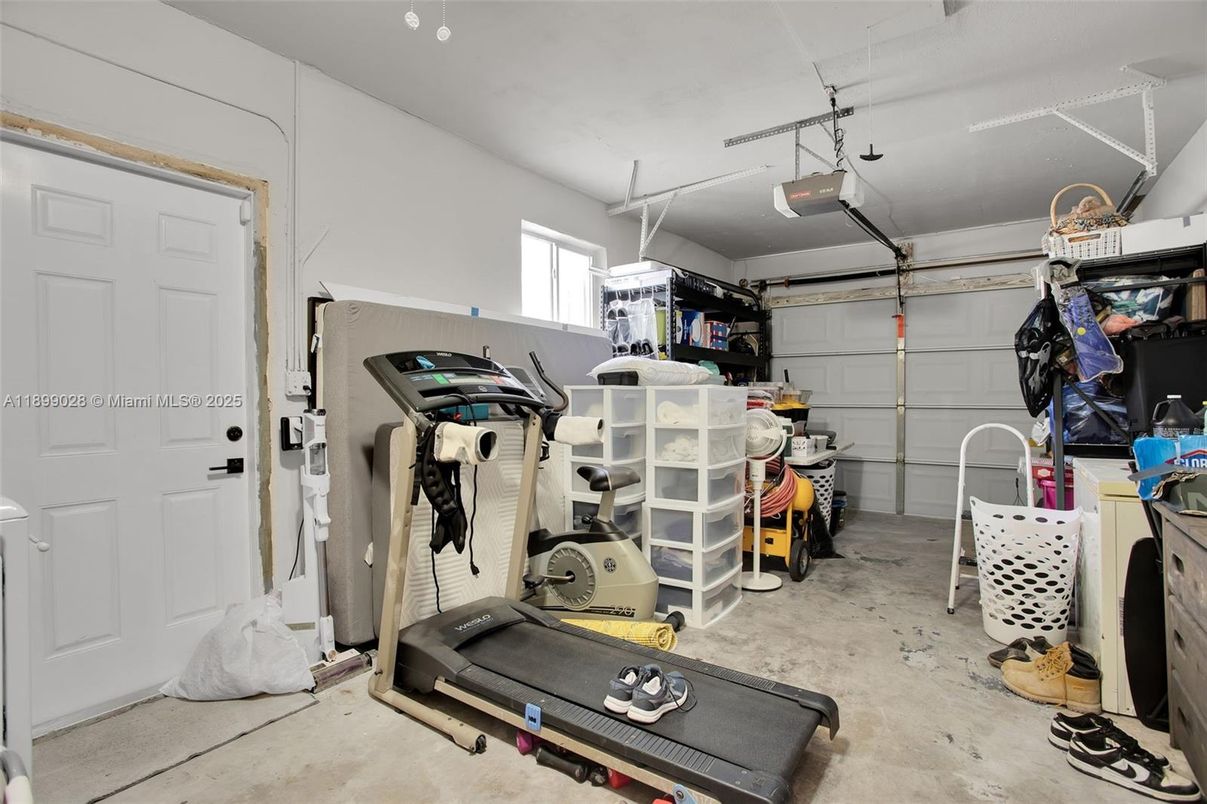 Fitness Equipment, Garage, Interior