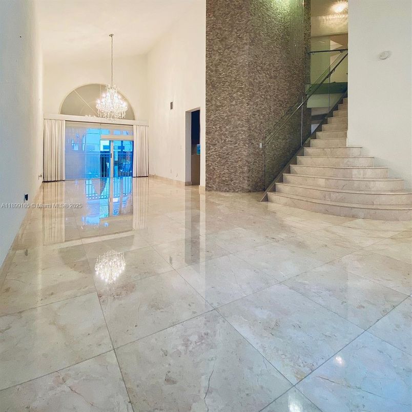Chandelier, Empty room, Interior, Pendant Lights