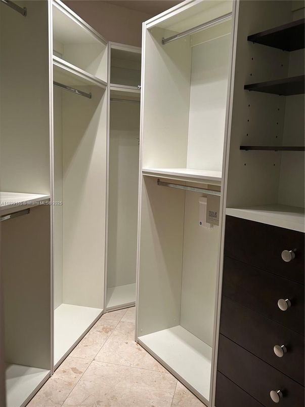 Interior, Walk-in Closets