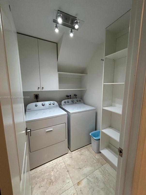 Interior, Utility Closets, Washer