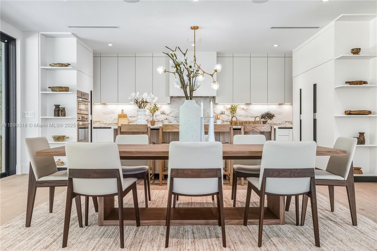 Dining room, Interior, Kitchen, Pendant Lights, Recessed Lighting, Stainless Steel Appliances, Wood Texture Flooring