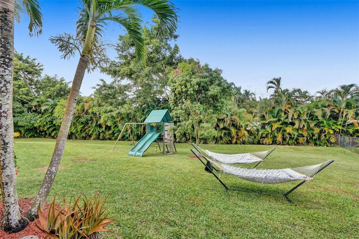 Backyard, Exterior, Playground