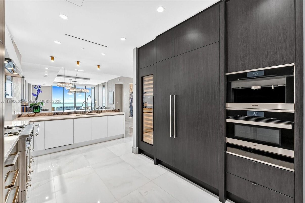 Interior, Kitchen, Recessed Lighting, Stainless Steel Appliances, Water