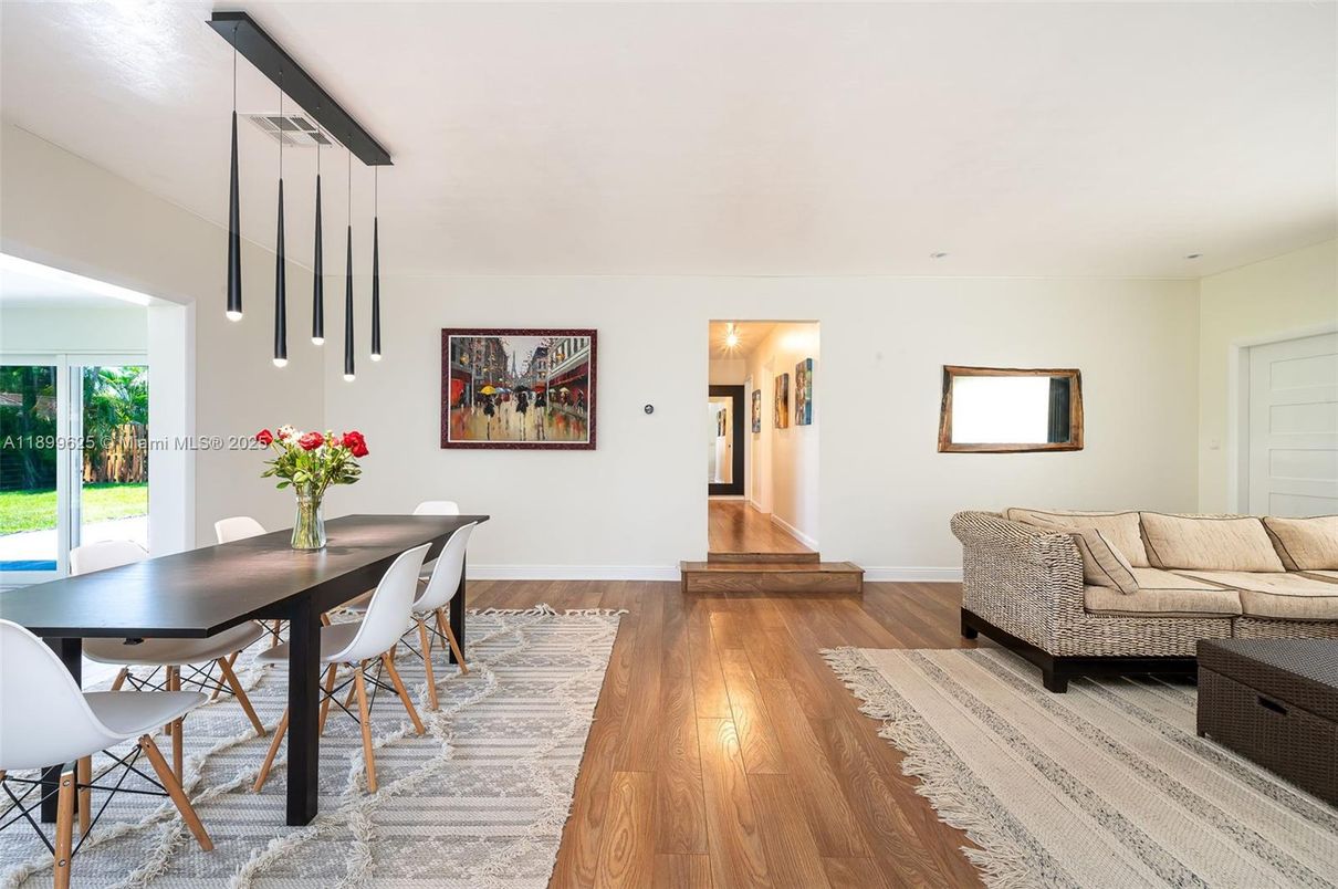 Dining room, Interior, Living room, Pendant Lights, Wood Texture Flooring