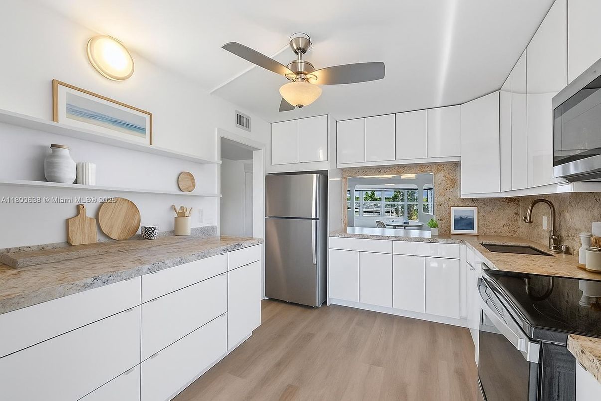 Interior, Kitchen, Stainless Steel Appliances, Wood Texture Flooring