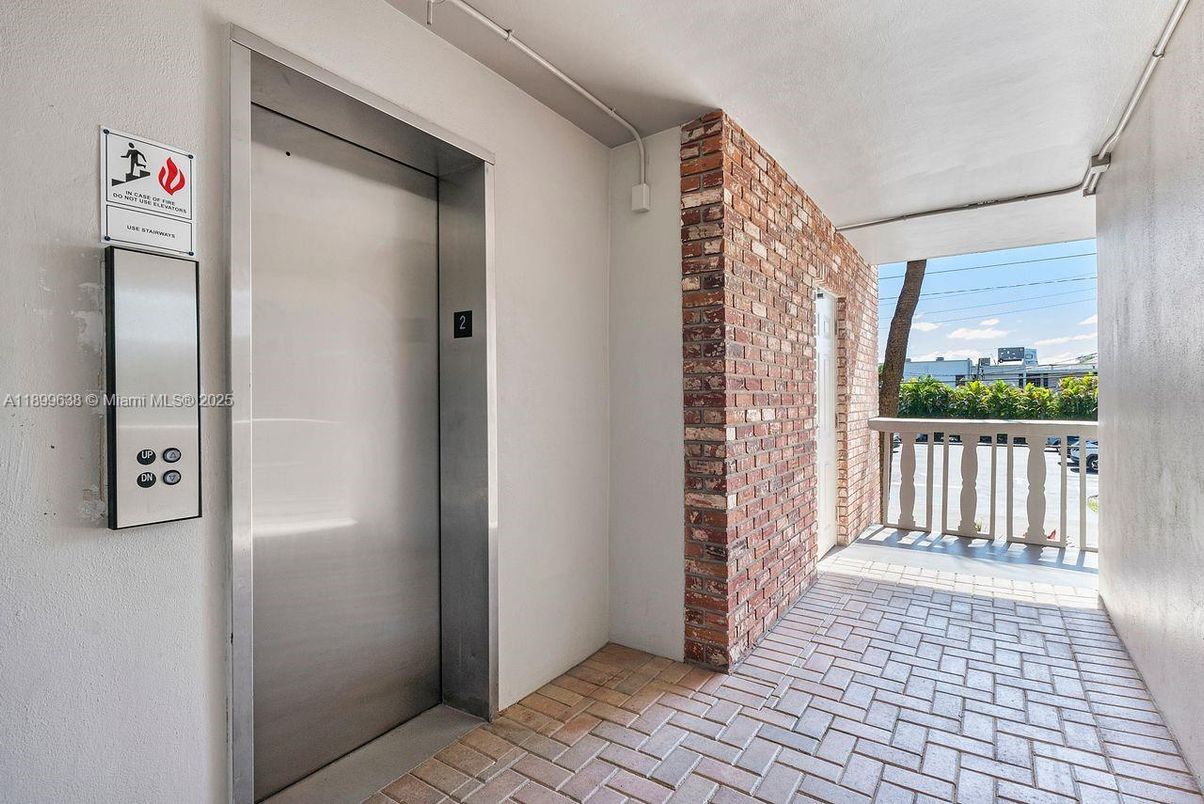 Elevator, Interior, Stone Walls