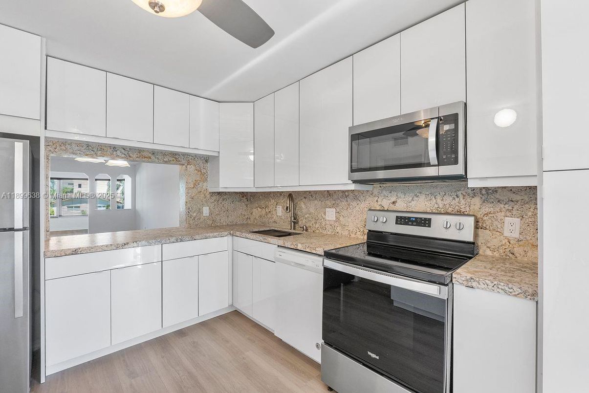 Interior, Kitchen, Stainless Steel Appliances, Wood Texture Flooring