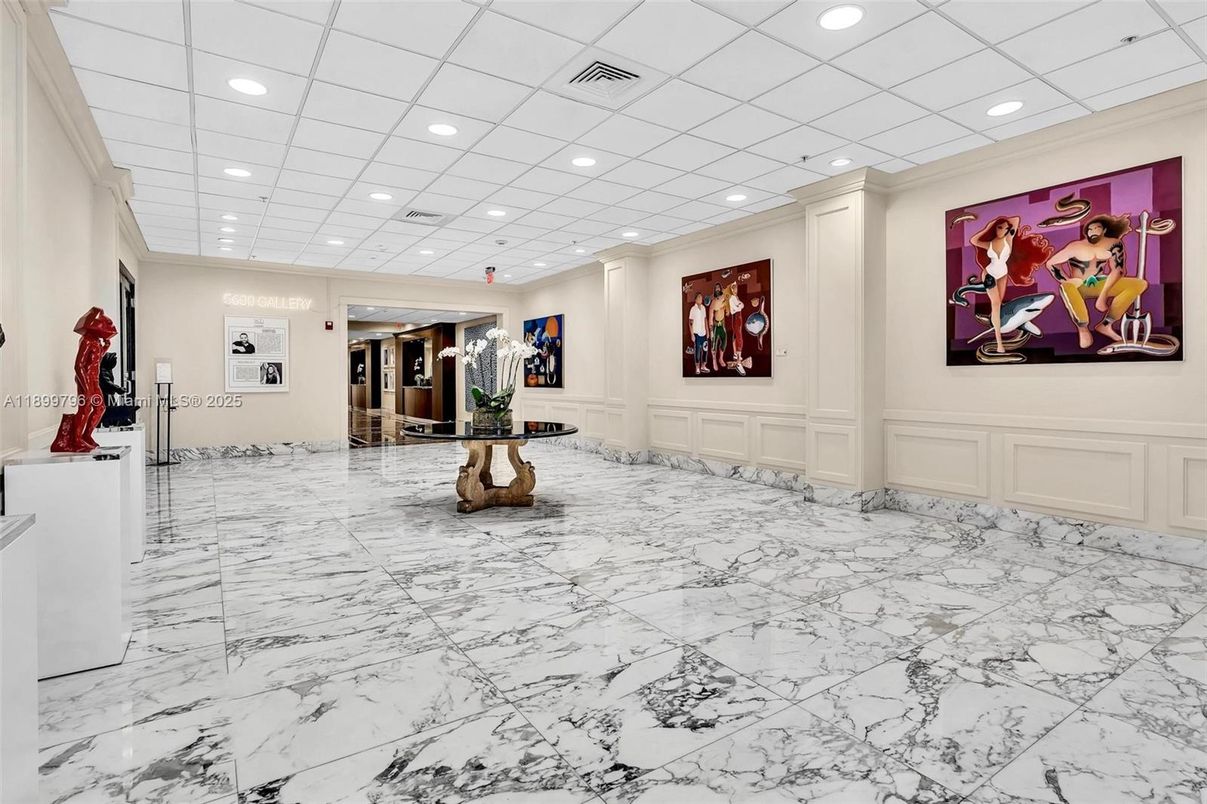 Interior, Marble, Recessed Lighting