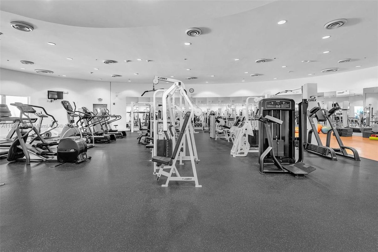 Fitness Equipment, Gym, Interior, Recessed Lighting