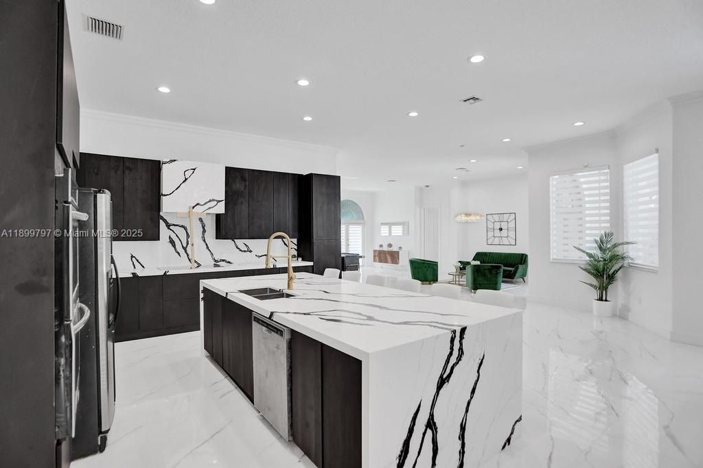 Interior, Kitchen, Marble, Recessed Lighting