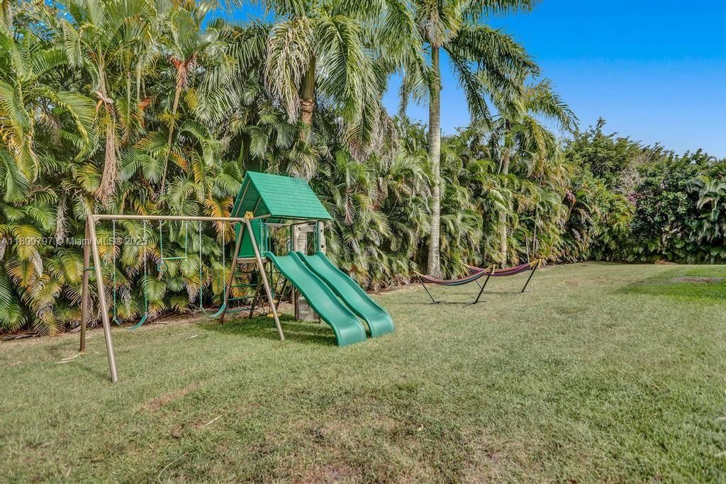 Backyard, Exterior, Playground