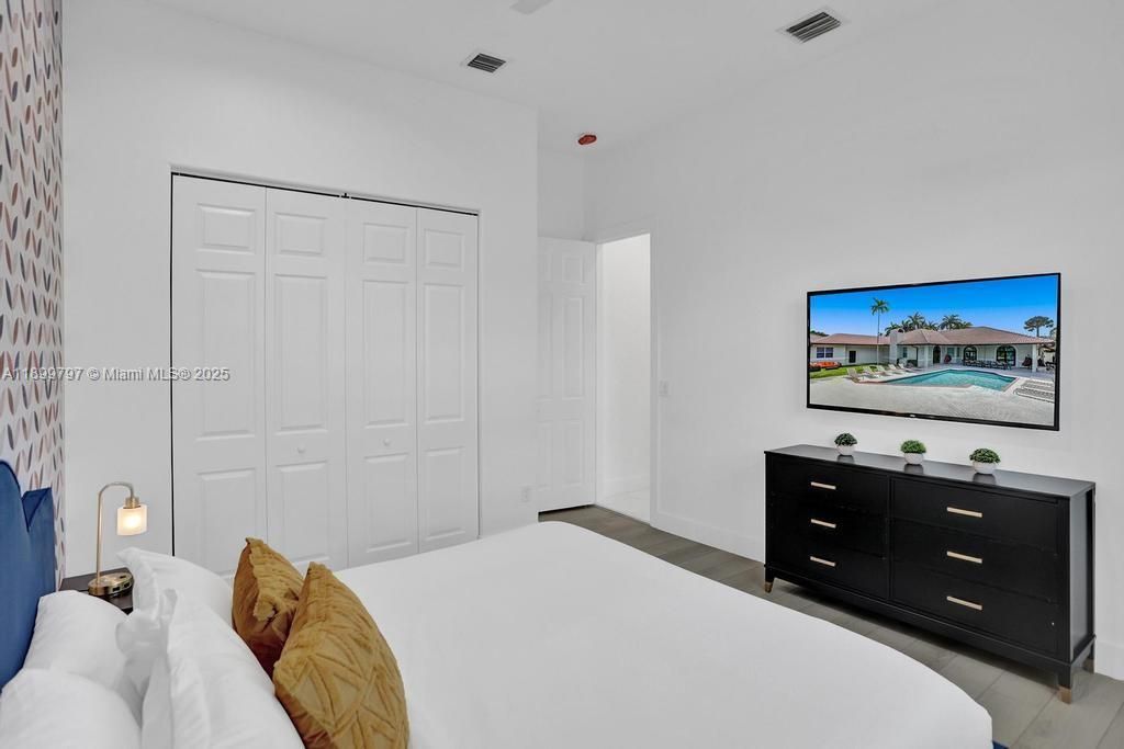 Bedroom, Interior, Wood Texture Flooring