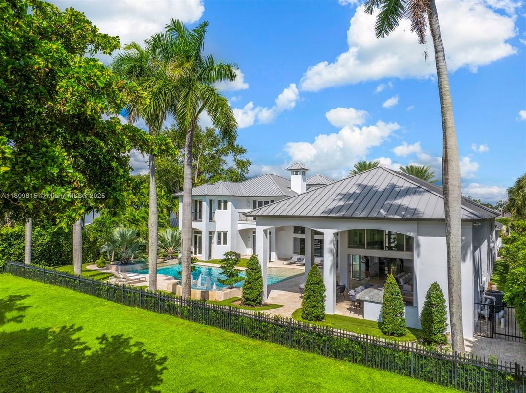 Backyard, Exterior, Pool