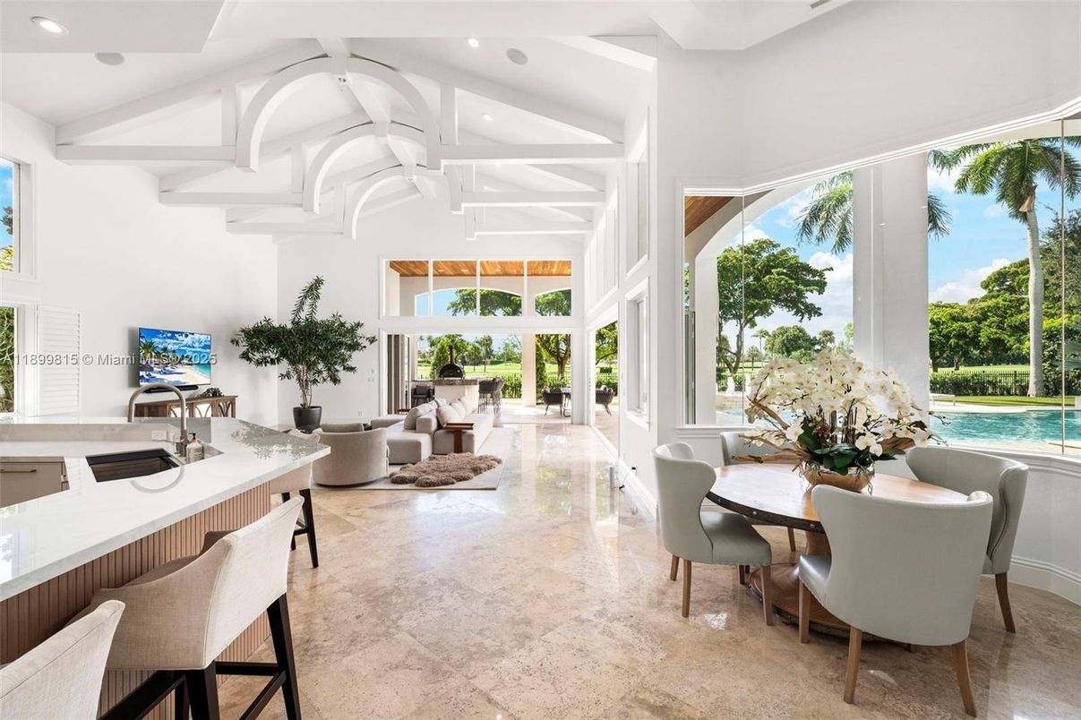 Dining room, Interior, Living room, Recessed Lighting