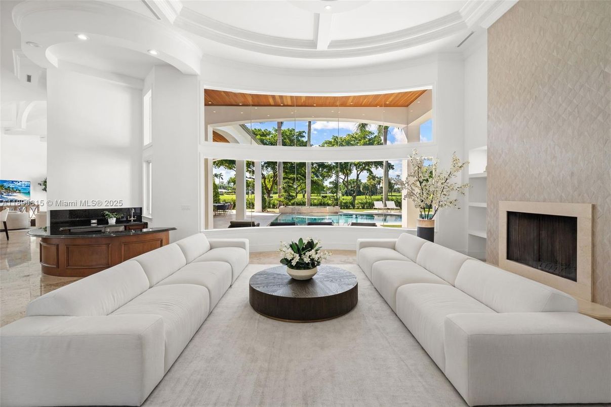 Fireplace, Interior, Living room, Recessed Lighting