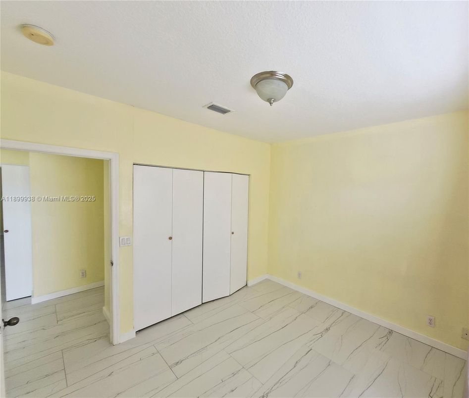 Empty room, Interior, Marble