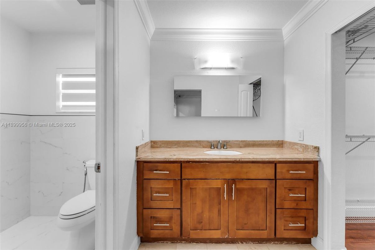 Bathroom, Interior, Marble, Marble Walls