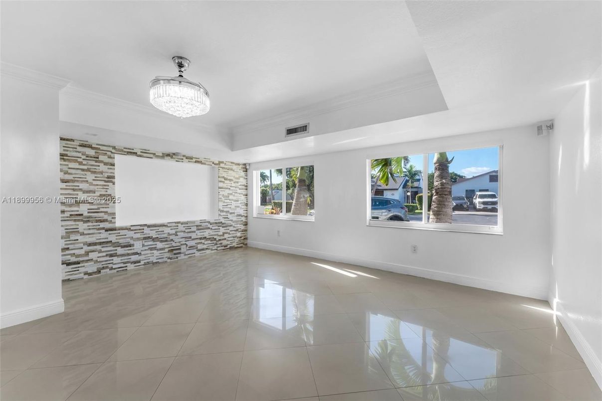 Chandelier, Empty room, Interior