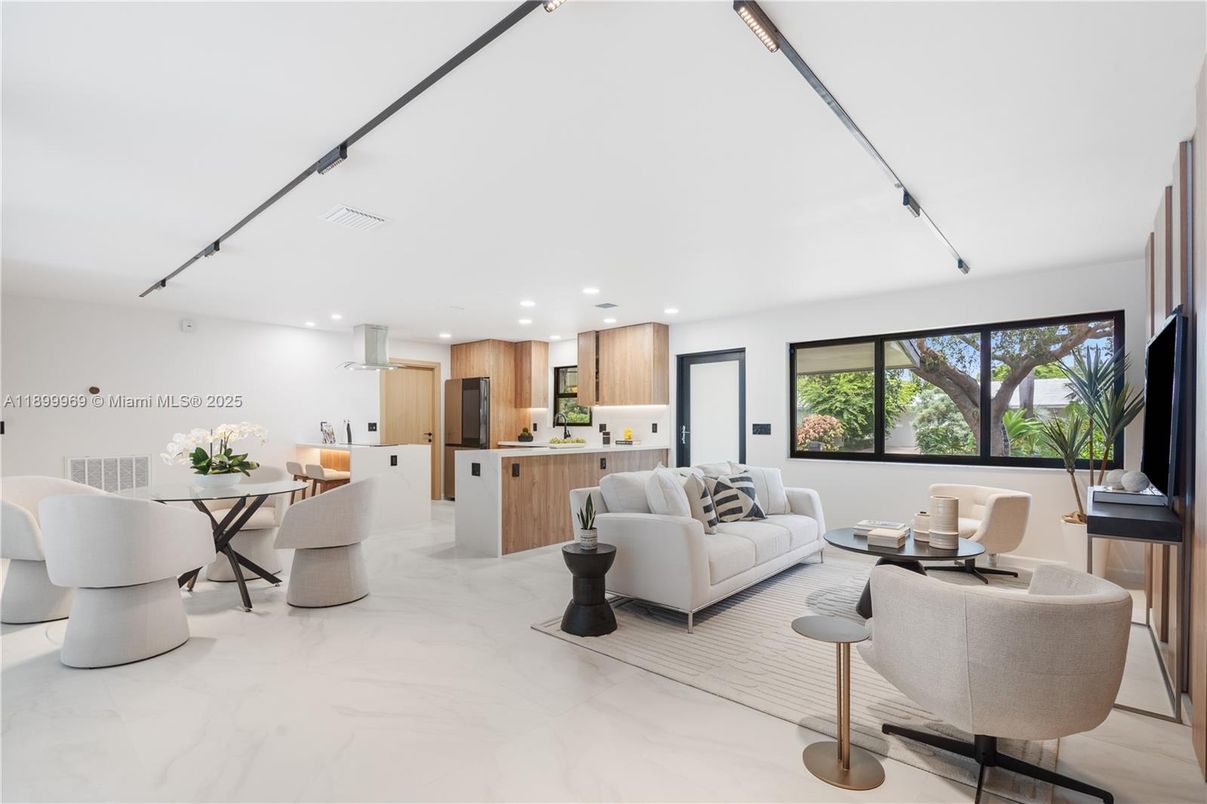 Dining room, Interior, Kitchen, Living room, Marble, Recessed Lighting