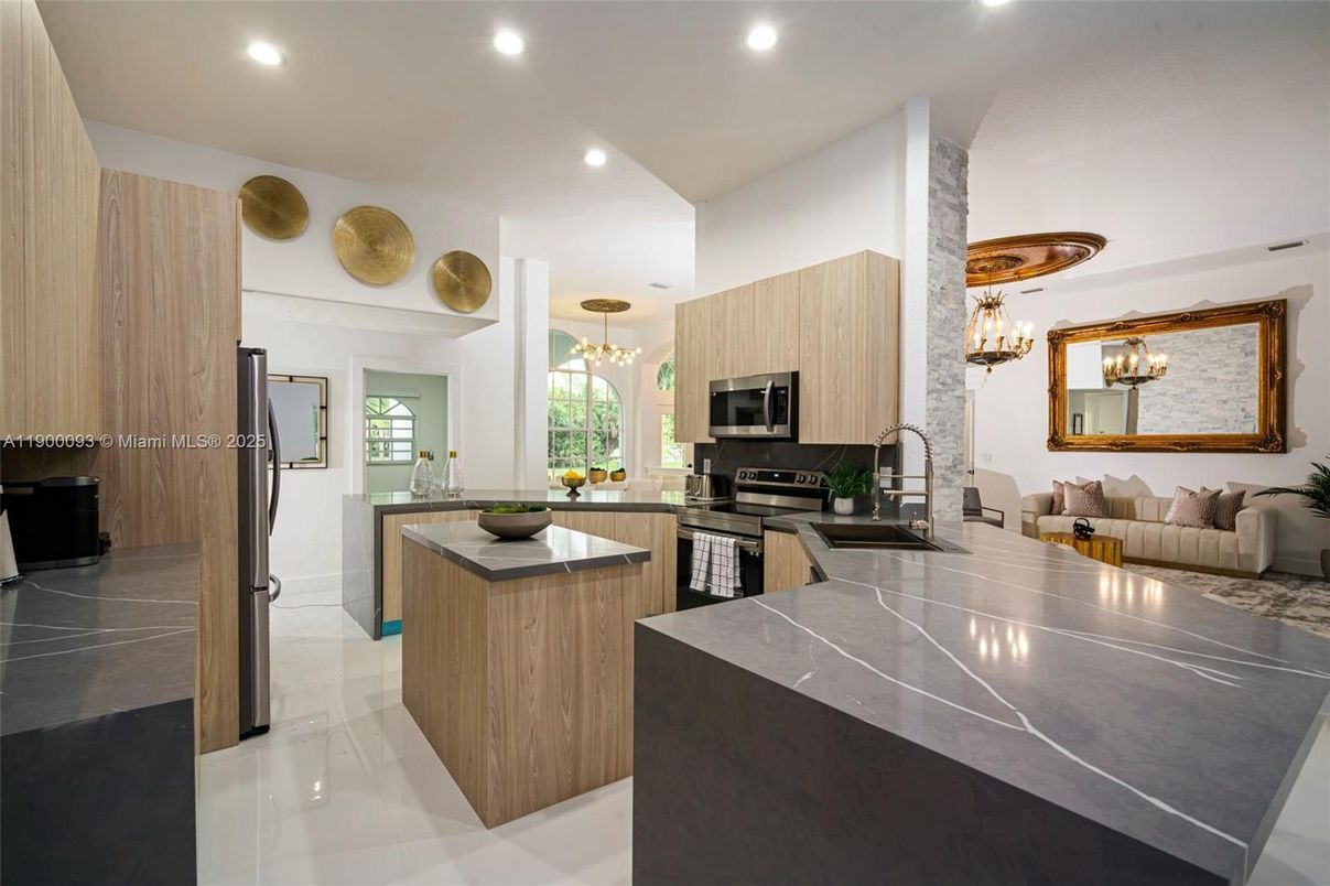 Interior, Kitchen, Pendant Lights, Recessed Lighting