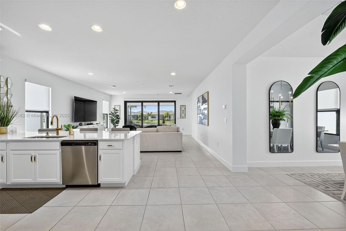 Interior, Kitchen, Living room, Recessed Lighting, Stainless Steel Appliances