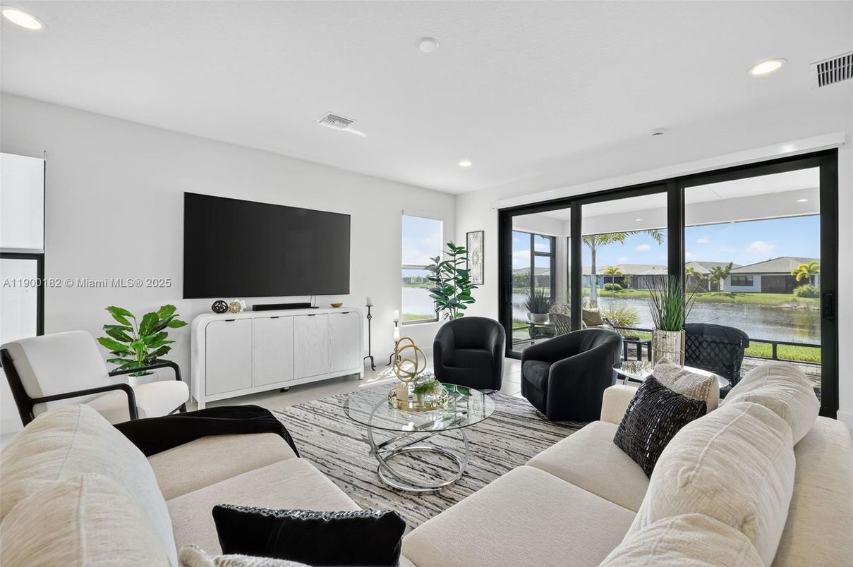 Interior, Living room, Recessed Lighting, Water