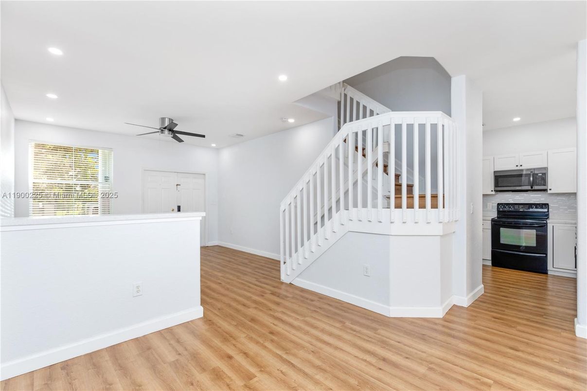 Interior, Kitchen, Recessed Lighting, Wood Texture Flooring