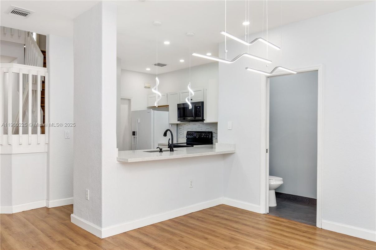 Interior, Kitchen, Pendant Lights, Recessed Lighting, Wood Texture Flooring
