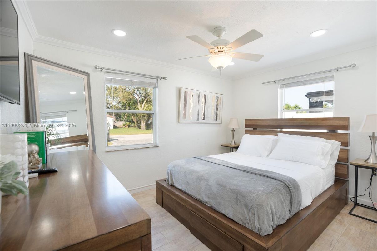 Bedroom, Interior, Recessed Lighting, Wood Texture Flooring