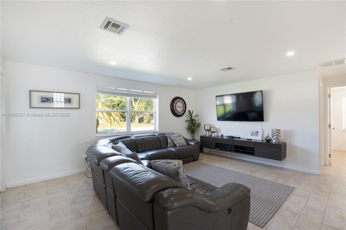 Interior, Living room, Recessed Lighting