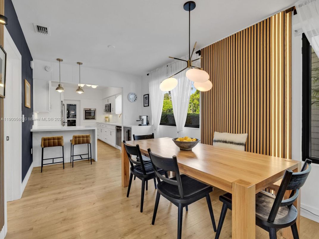 Dining room, Interior, Kitchen, Pendant Lights, Wood Texture Flooring