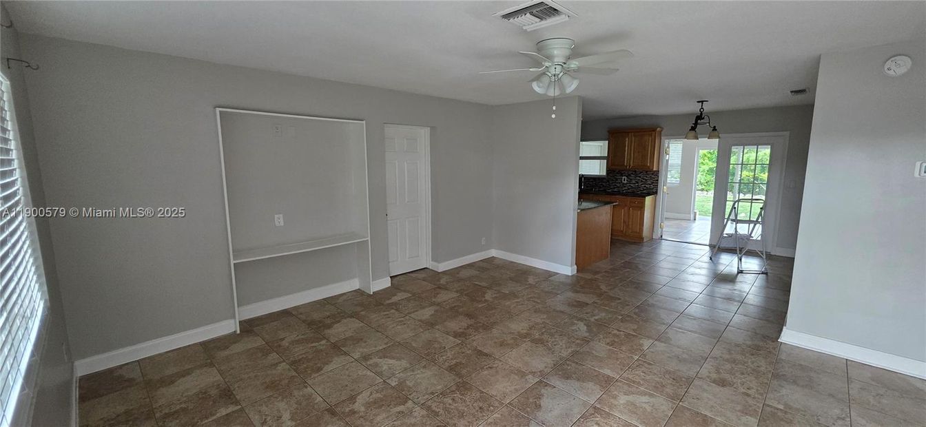 Empty room, Interior, Kitchen