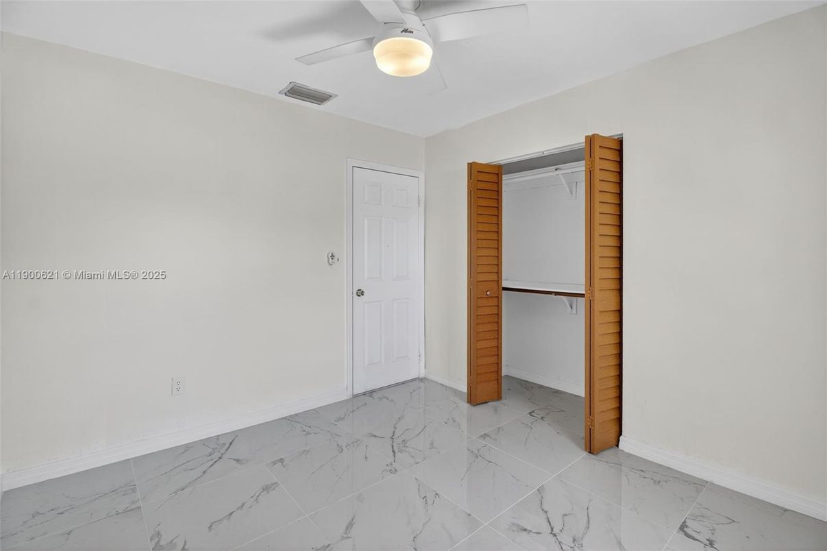 Empty room, Interior, Marble