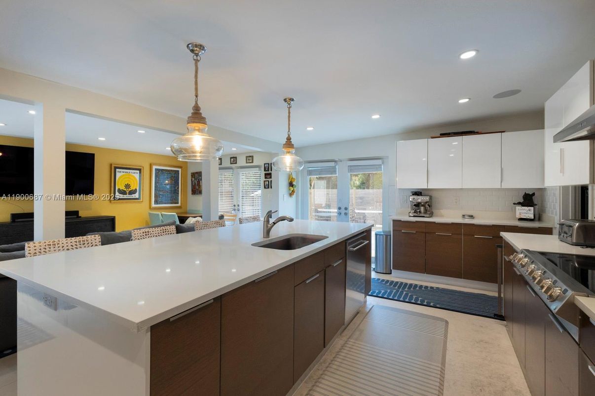 Interior, Kitchen, Pendant Lights, Recessed Lighting, Stainless Steel Appliances