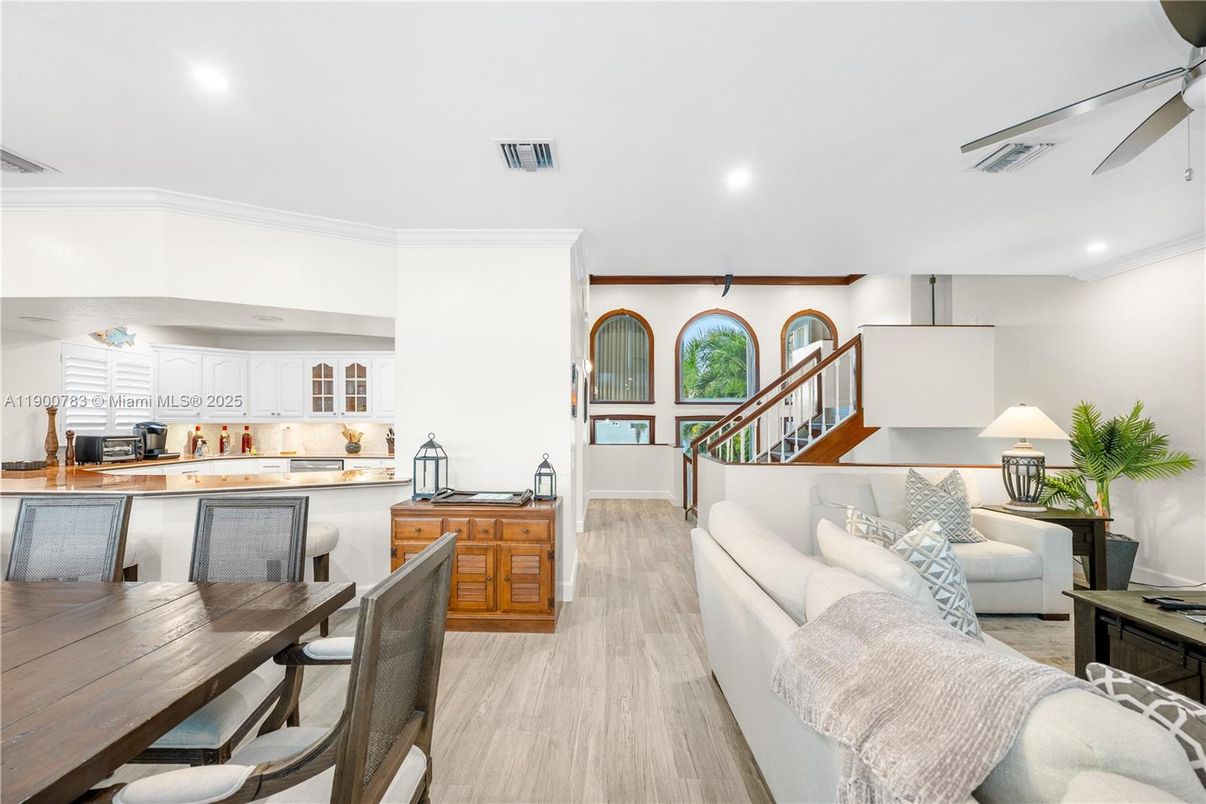 Dining room, Interior, Kitchen, Living room, Recessed Lighting, Wood Texture Flooring