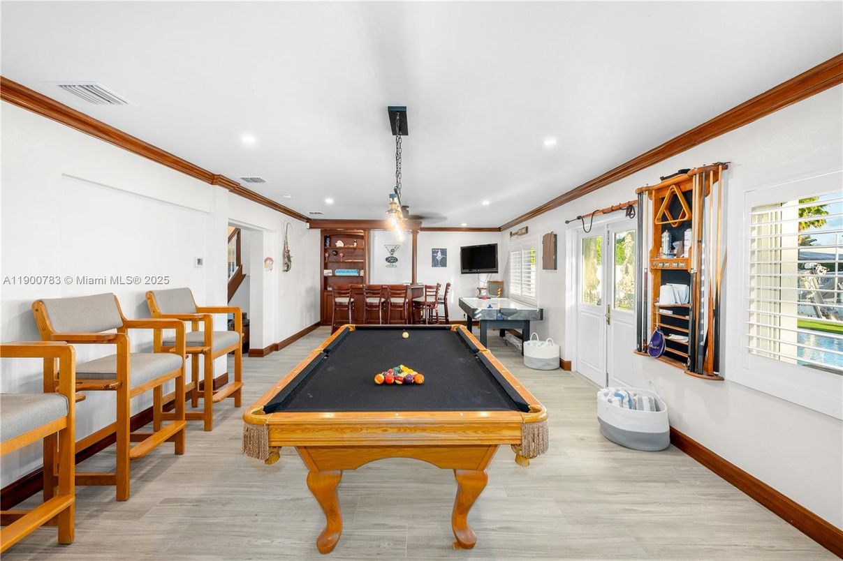 Billiard Table, Game Room, Interior, Pendant Lights, Recessed Lighting, Wood Texture Flooring