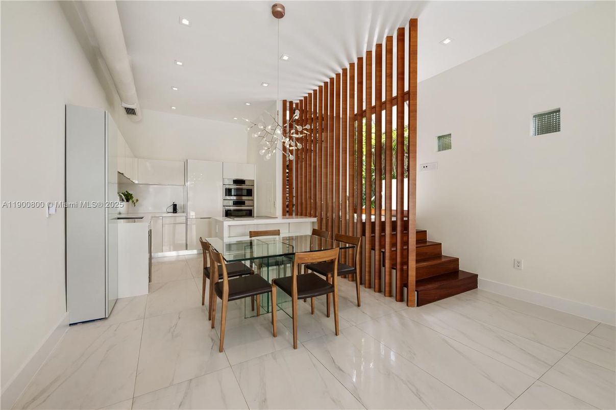 Dining room, Interior, Kitchen, Marble, Pendant Lights, Recessed Lighting, Stainless Steel Appliances