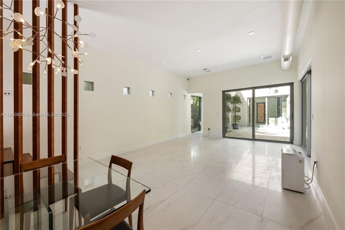 Dining room, Empty room, Interior, Marble, Pendant Lights, Recessed Lighting