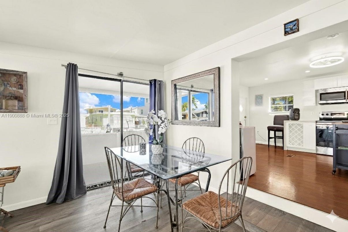 Dining room, Interior, Kitchen, Recessed Lighting, Stainless Steel Appliances, Wood Texture Flooring