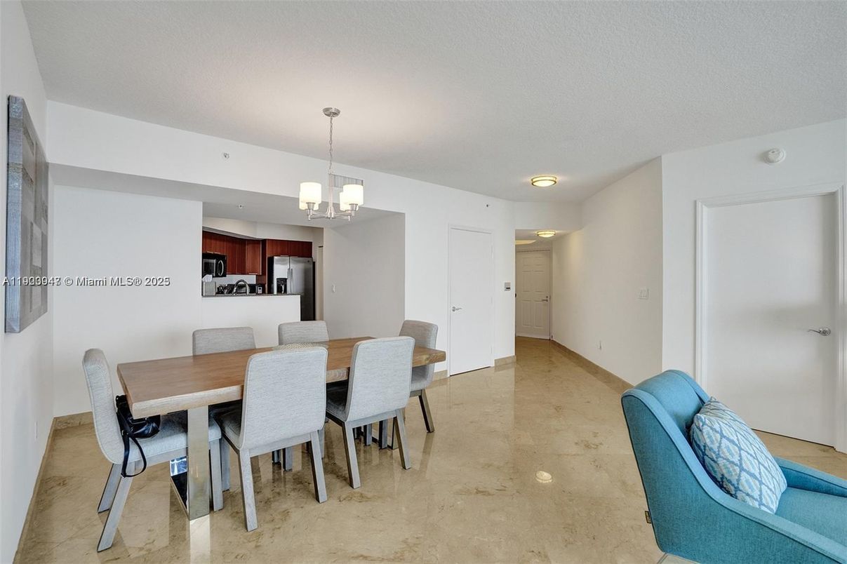 Chandelier, Dining room, Interior, Kitchen, Pendant Lights