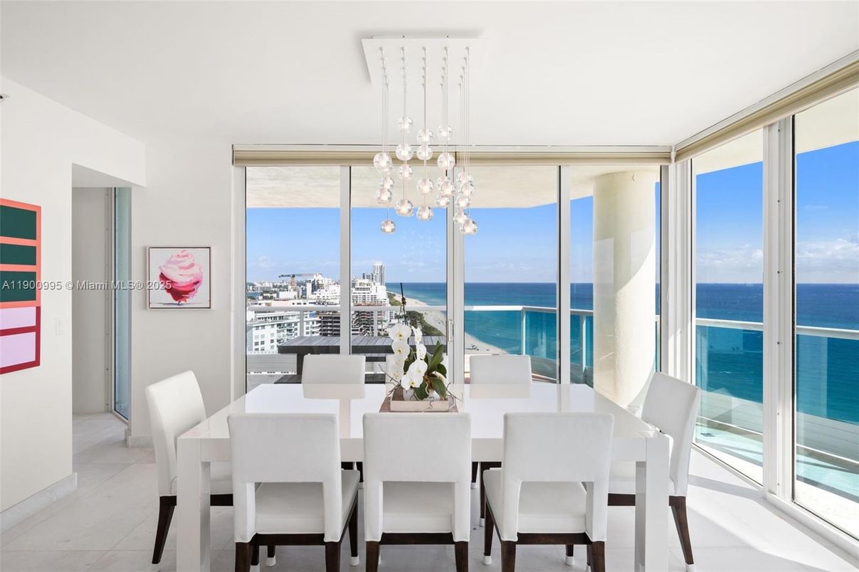 Dining room, Interior, Pendant Lights, Water