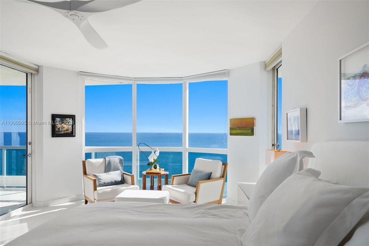 Bedroom, Interior, Water