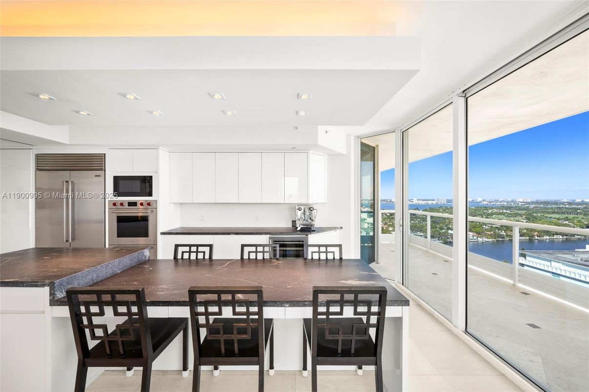 Dining room, Interior, Kitchen, Recessed Lighting, Stainless Steel Appliances, Water