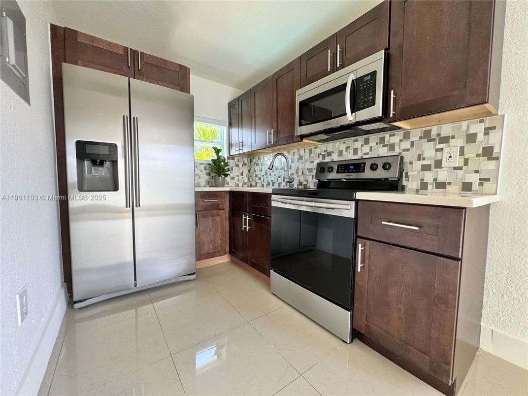 Interior, Kitchen, Stainless Steel Appliances