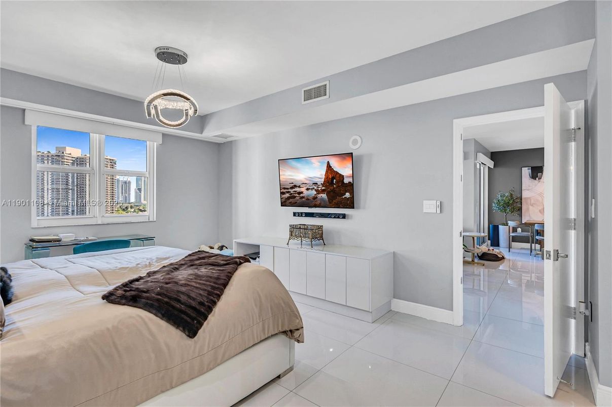 Bedroom, Interior, Pendant Lights
