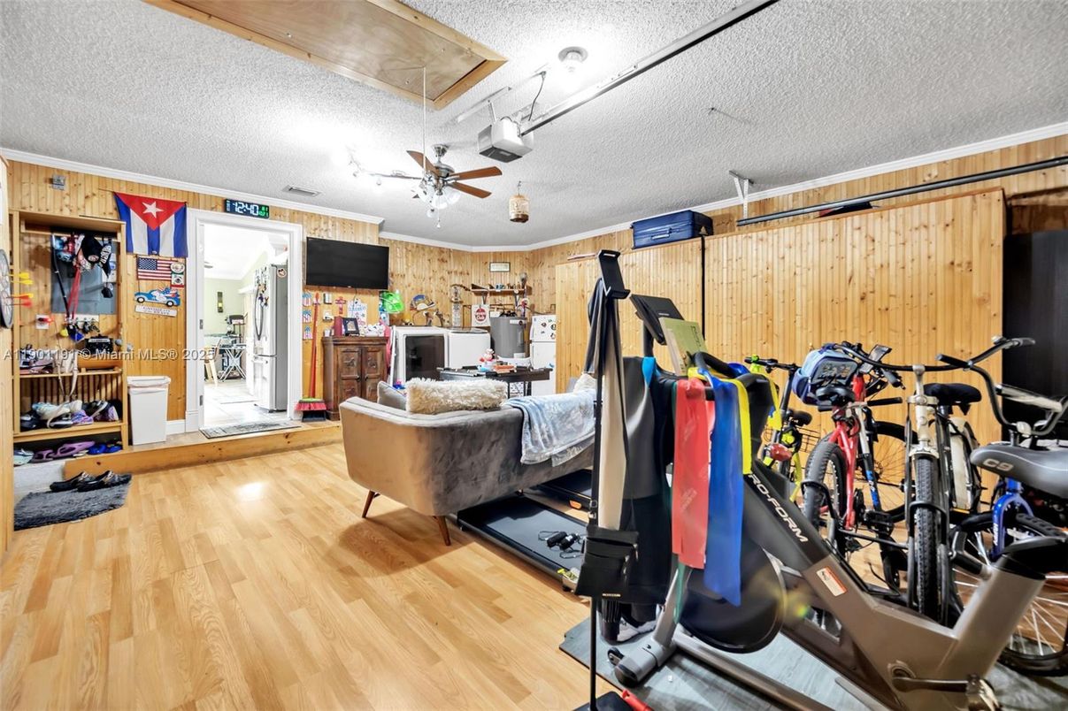 Fitness Equipment, Interior, Wood Texture Flooring, Wooden Walls