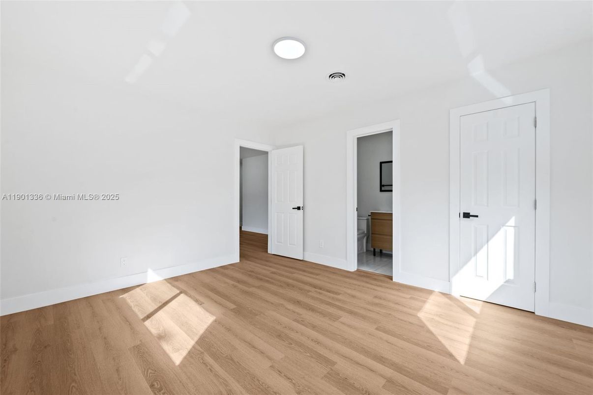 Bathroom, Empty room, Interior, Wood Texture Flooring
